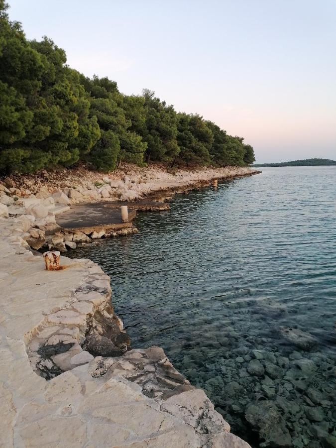 Apartments By The Sea Drage, Biograd - 19189 باكوشتاني المظهر الخارجي الصورة