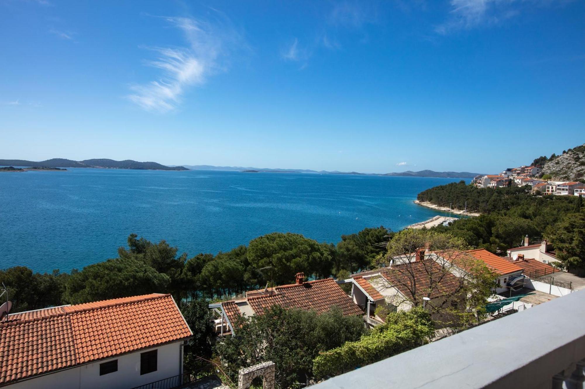 Apartments By The Sea Drage, Biograd - 19189 باكوشتاني المظهر الخارجي الصورة