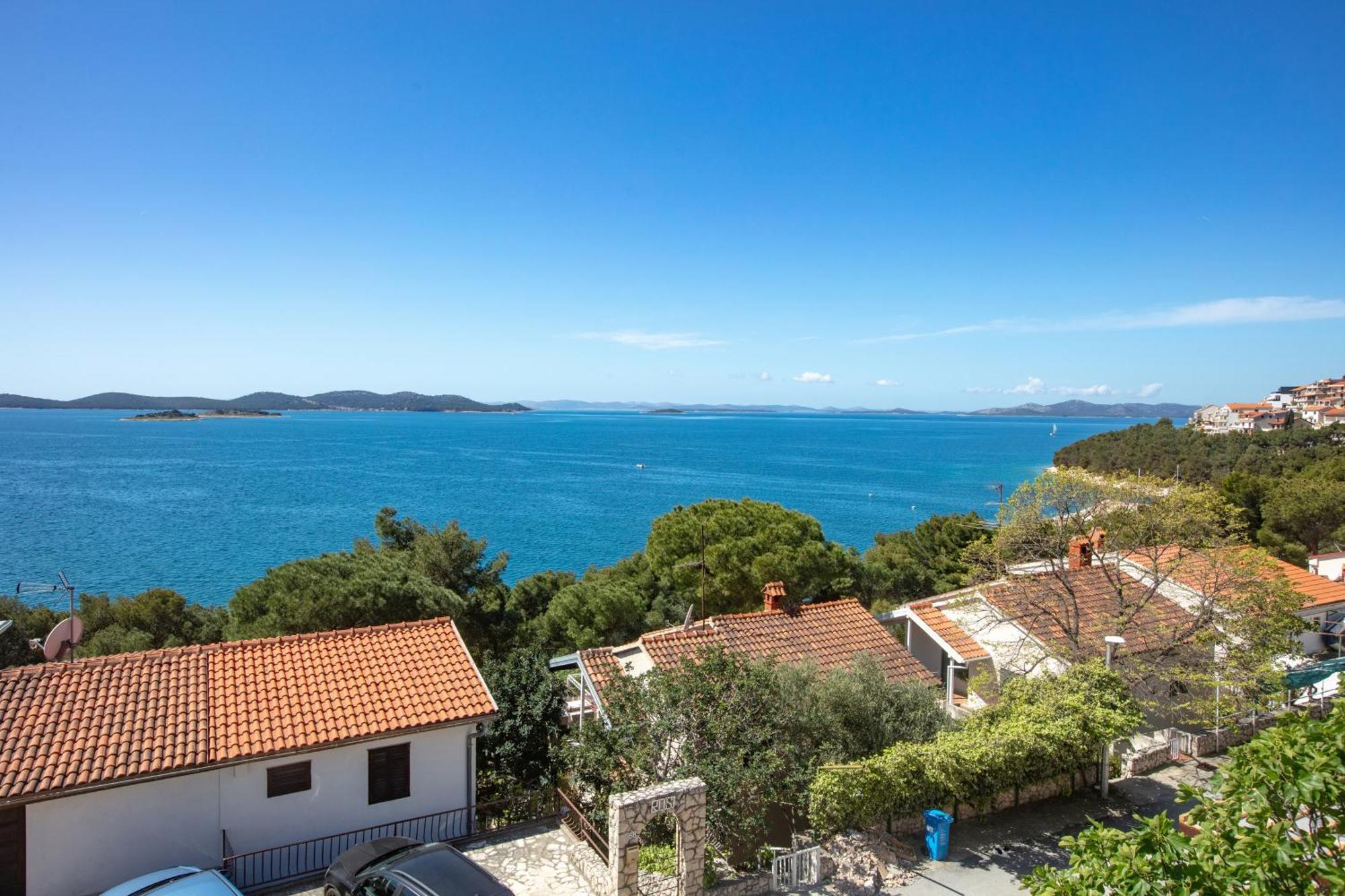 Apartments By The Sea Drage, Biograd - 19189 باكوشتاني الغرفة الصورة
